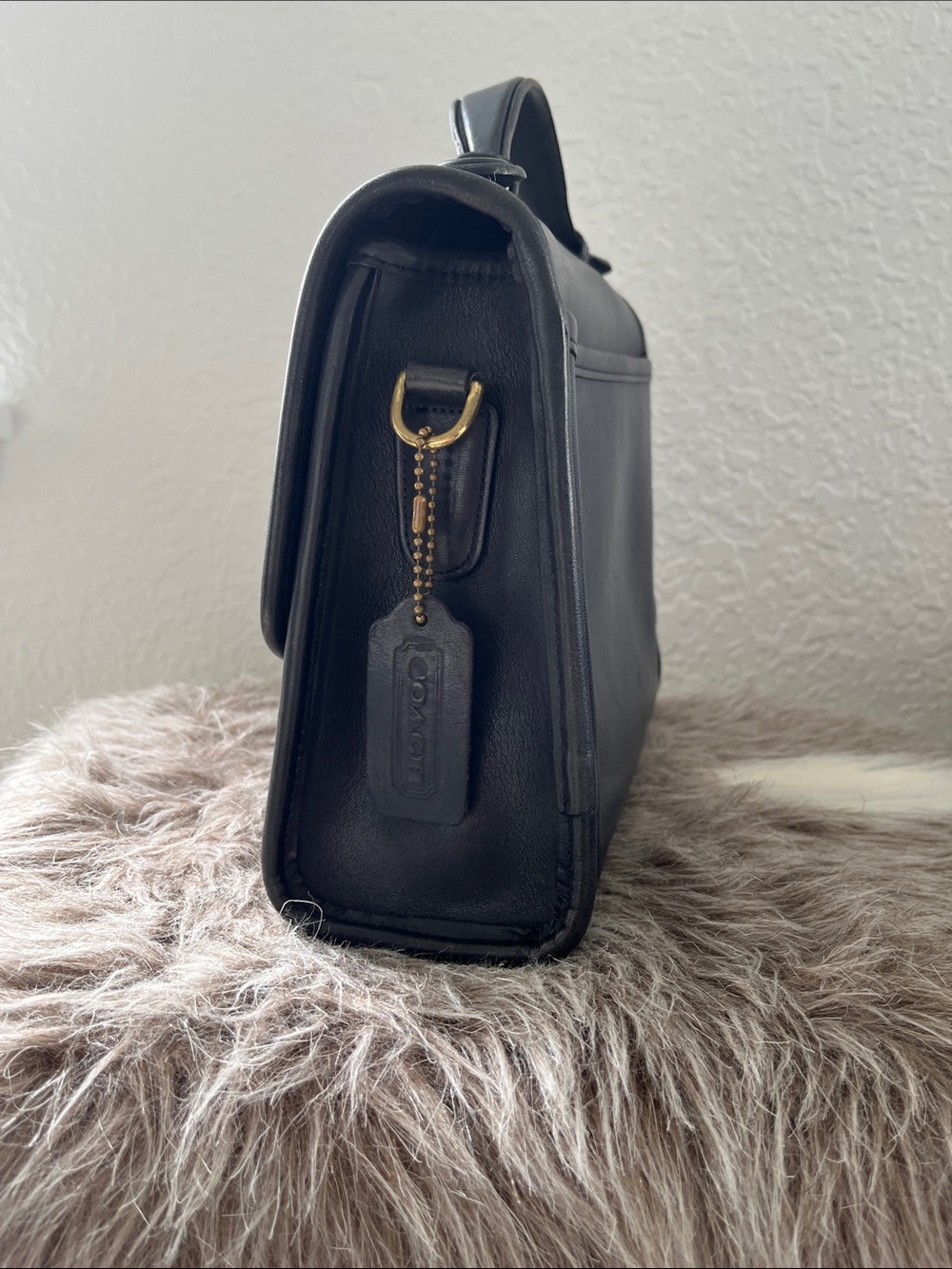 Vintage Coach 9870 Court Bag in Navy Blue - Picture 3 of 15